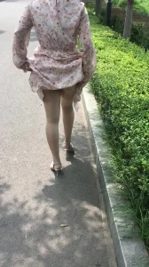 清纯可爱萝莉嫩妹痴女公园露出超市被色魔跟踪厕所内强行啪啪内射