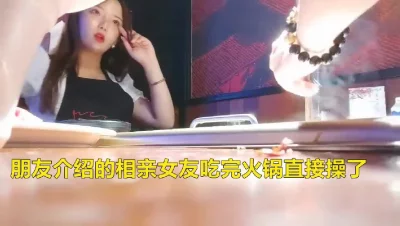 西門吹水第一会所URAM008全眼女幽靈的美女